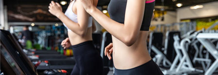 控制變壓器有一個最主要的也是最明顯的特點就是系統的對地電容電流小得不足以對人身造成傷害，保護人身安全，控制危險電壓。